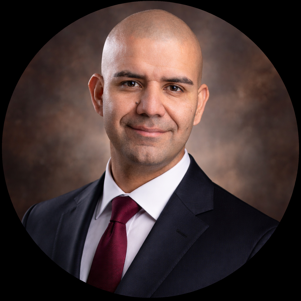 Portrait of Dr. Noe Lorona